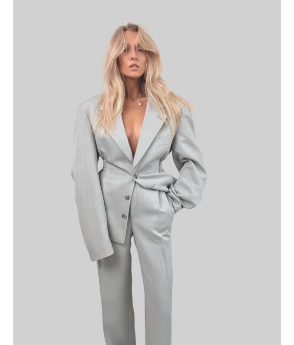 2-CZĘŚCIOWY TALIOWANY GARNITUR - jasno szary