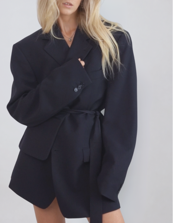 MINISM STUDIO I Upcycling: marynarka + przepaska