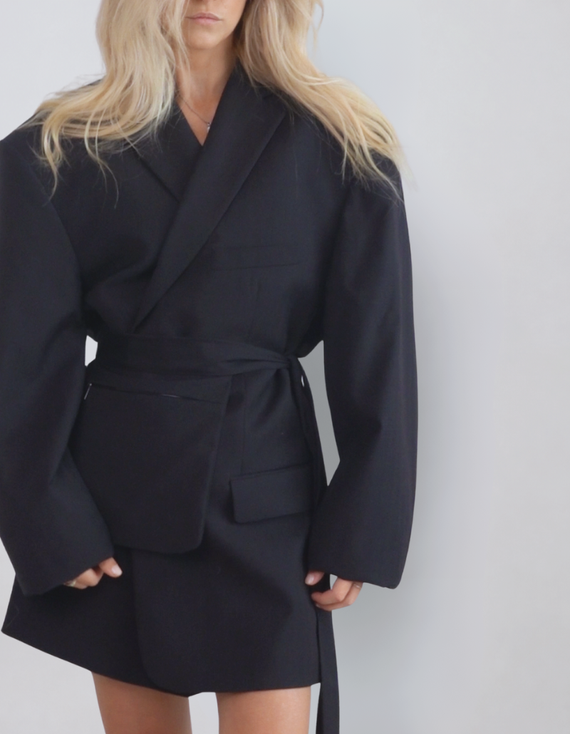 MINISM STUDIO I Upcycling: marynarka + przepaska