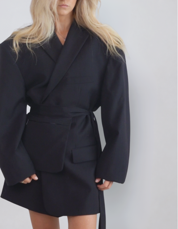 MINISM STUDIO I Upcycling: marynarka + przepaska