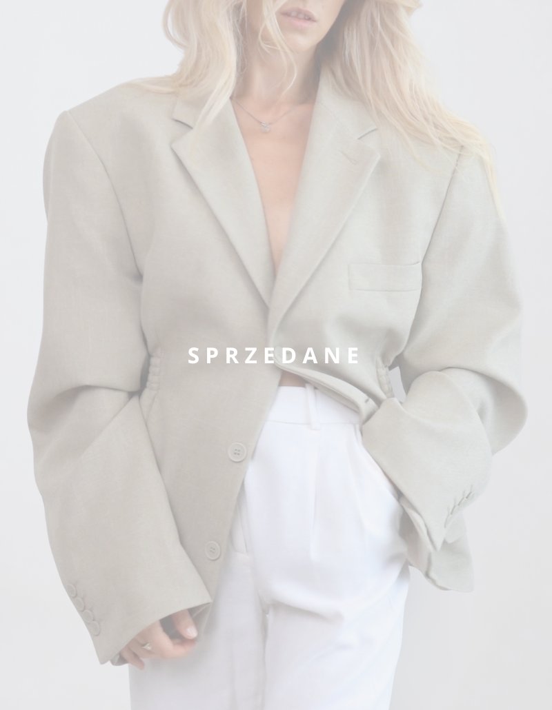 MINISM STUDIO I Upcycling: taliowana marynarka